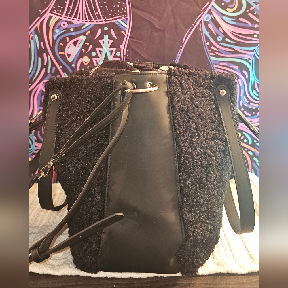 House of Harlow 1960 Sherpa Weekender Satchel Bag - Picture 10 of 16